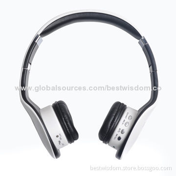 Stylish Foldable TF Card FM Radio Wireless Bluetooth Headphones Good Bass Effect with MicrophoneNew